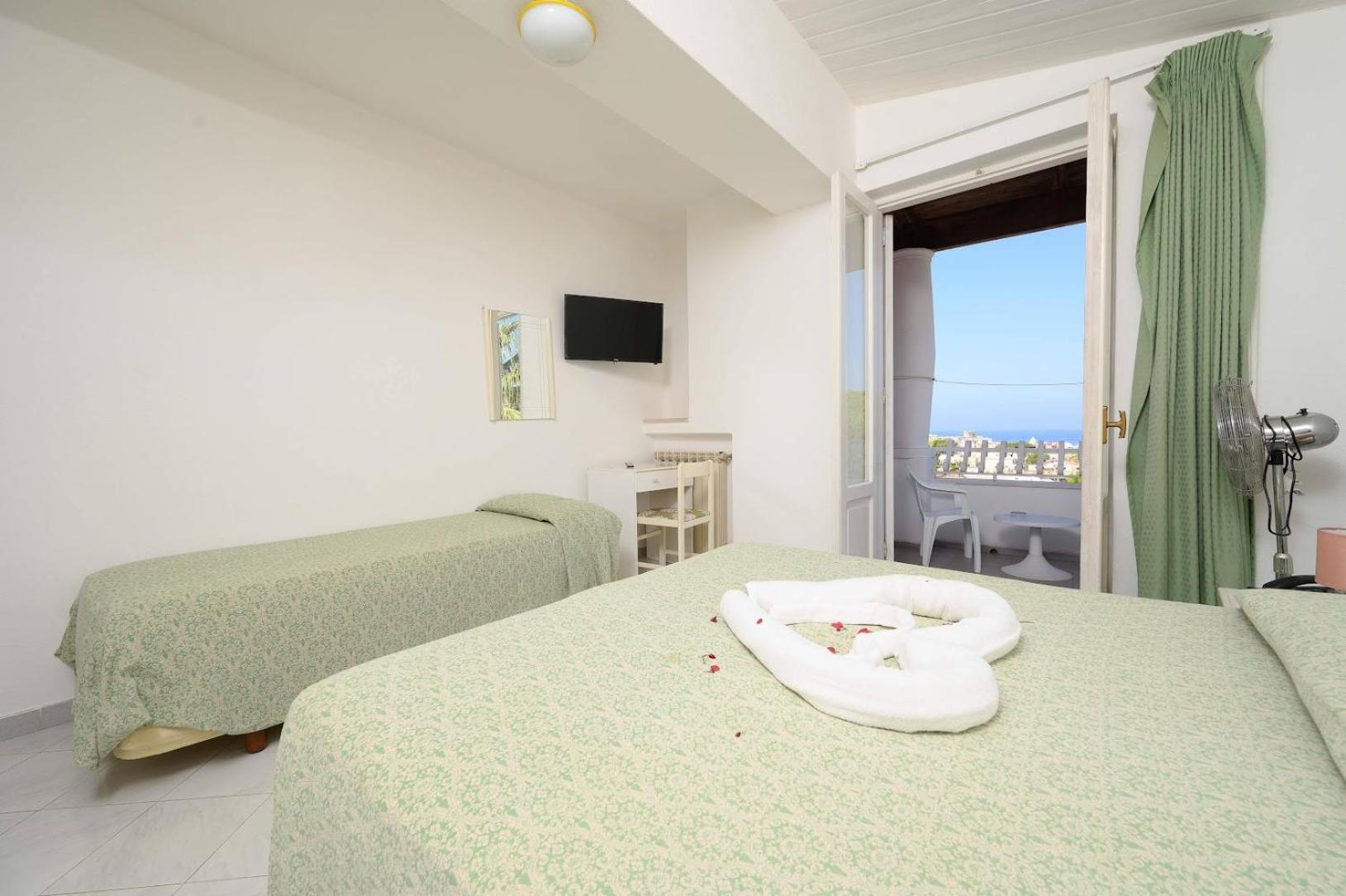 Av Club Terme Colella Hotel Forio di Ischia Buitenkant foto