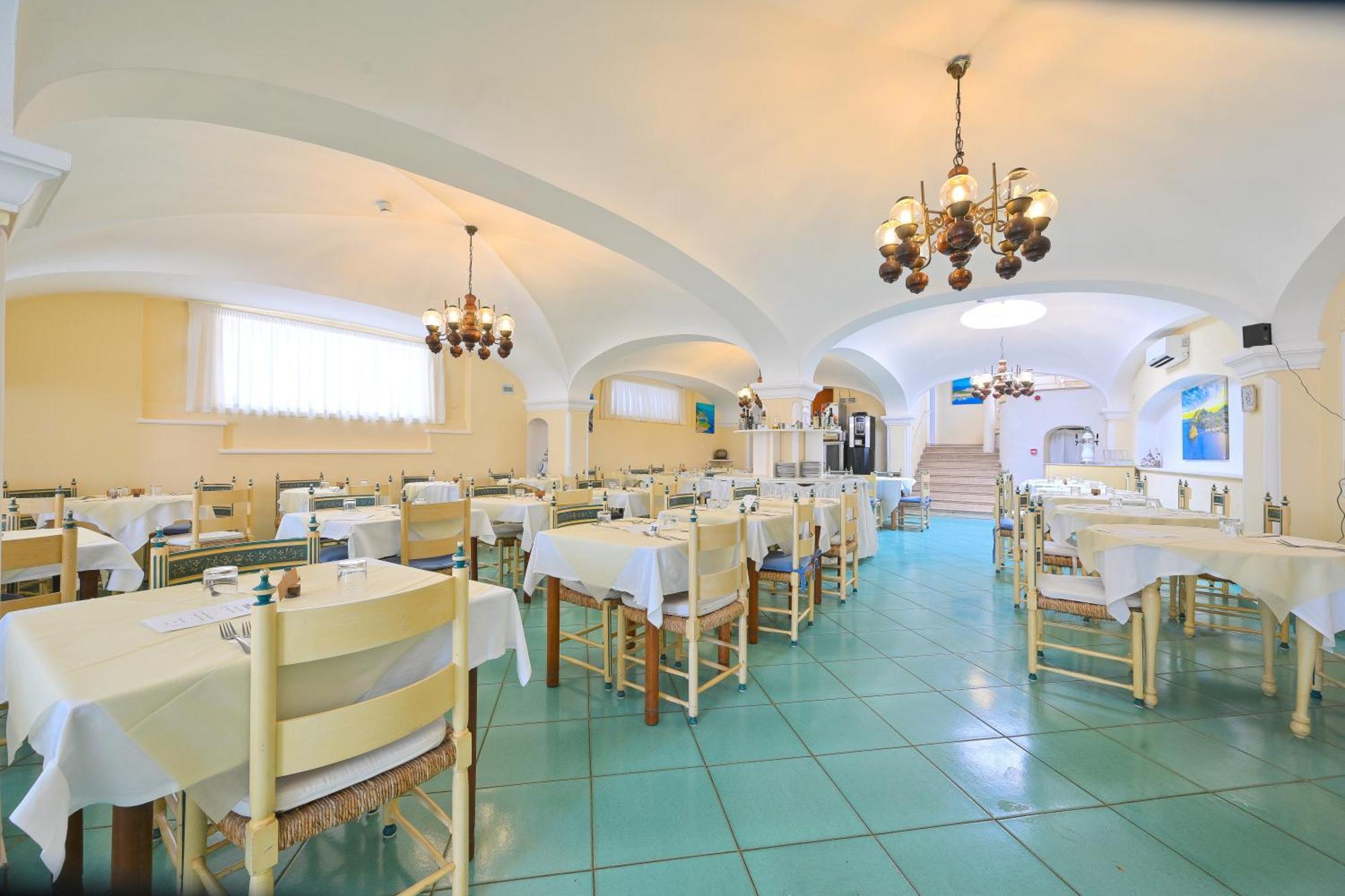 Av Club Terme Colella Hotel Forio di Ischia Buitenkant foto